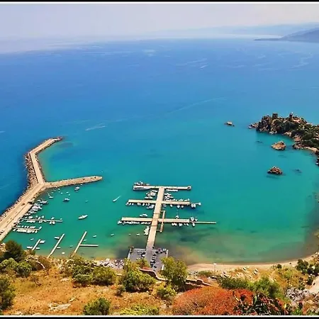 Kalura D Apartment Cefalu